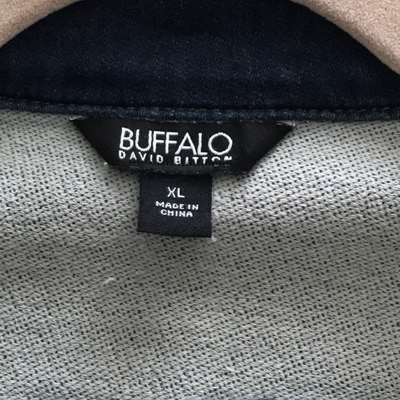 Women's Classic Indigo Jean Jacket - Picture 3 of 5